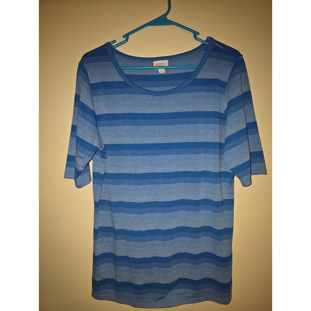 LuLaRoe Irma Tunic Top Womens XL Blue Ombre Striped Elbow Sleeve Scoop Neck